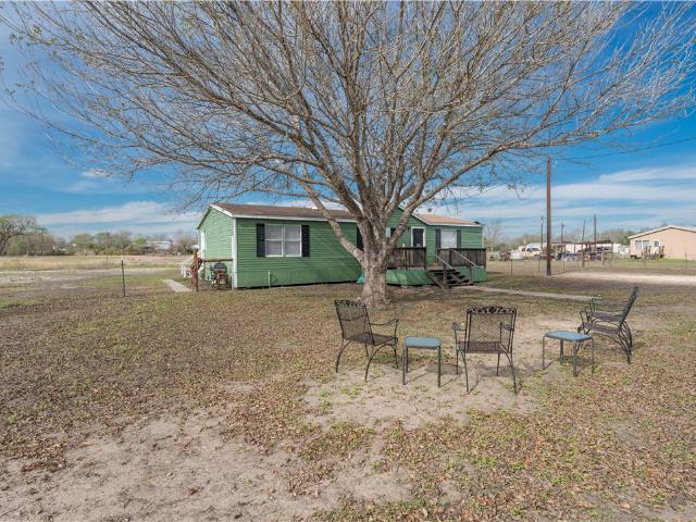 House for sale in Orange Grove, Texas