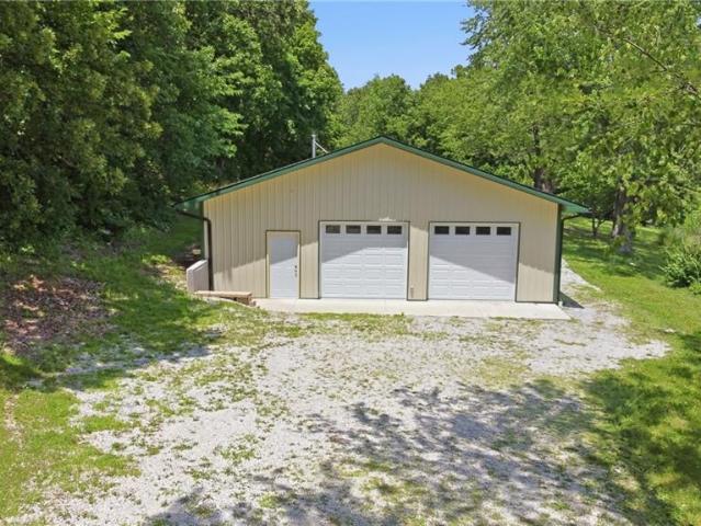House for sale in Bates, Missouri