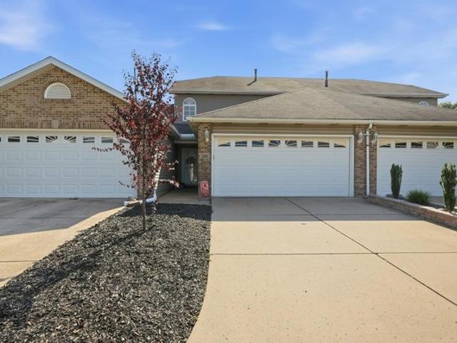 Townhouse for sale in Dyer, Indiana