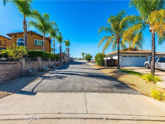 Commercial for sale in Canyon Lake, California