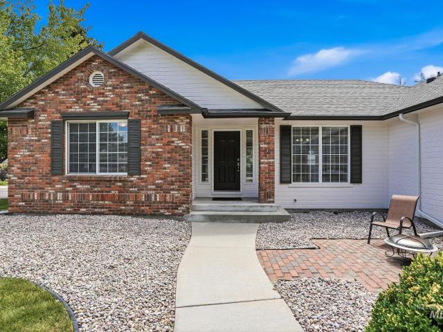 House for sale in Eagle, Idaho