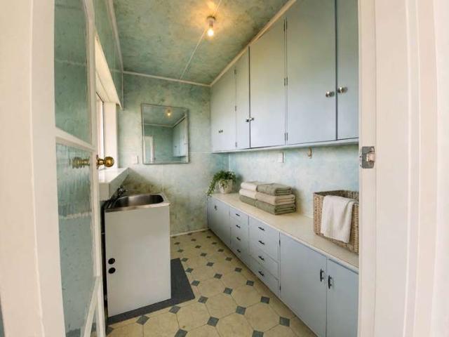 House for rent in Awhitu, Oroua County