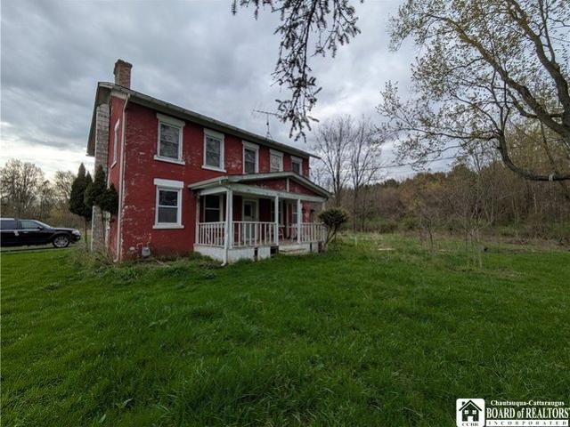 House for sale in Niagara, New York