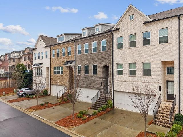 Townhouse for sale in Buford, Georgia