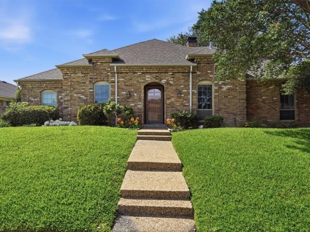 House for sale in Carrollton, Texas