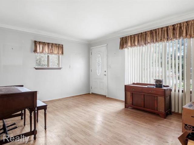 House for sale in Woodhaven, Wayne County