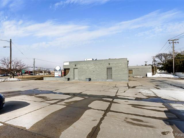 Commercial for sale in Eastpointe, Michigan