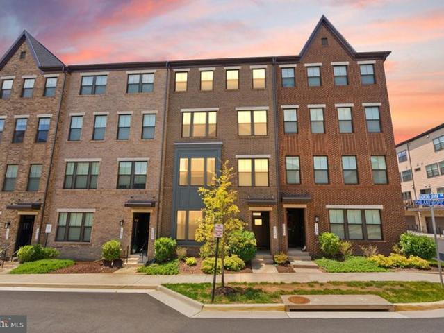 Condo for sale in Virginia