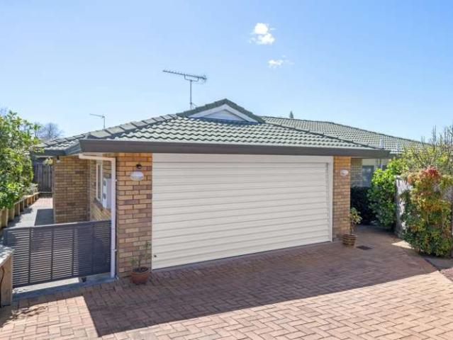 House for sale in Botany Downs, Howick
