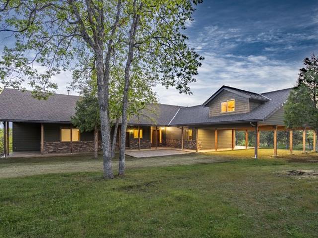 House for sale in Ashland, Jackson County