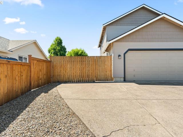 House for sale in Oregonia