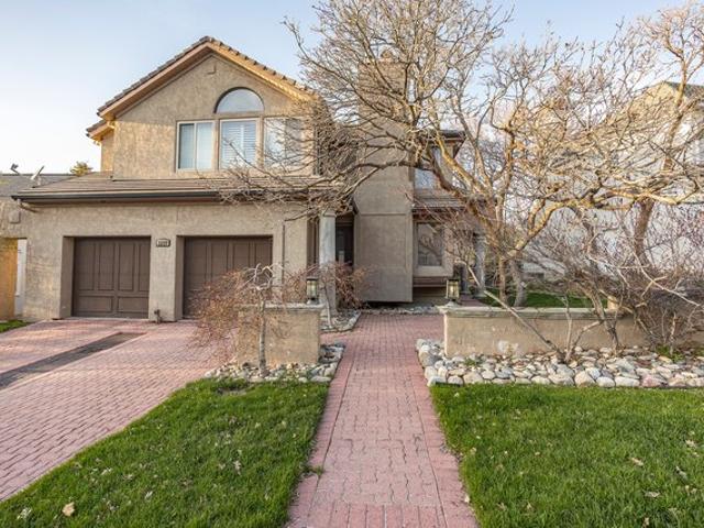 House for sale in Sandy, Utah