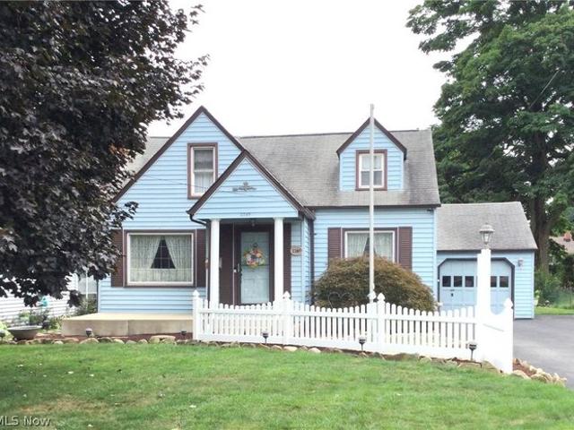 House for sale in Poland, Ohio