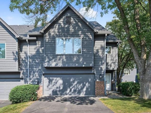 Townhouse for sale in Hennepin, Minnesota