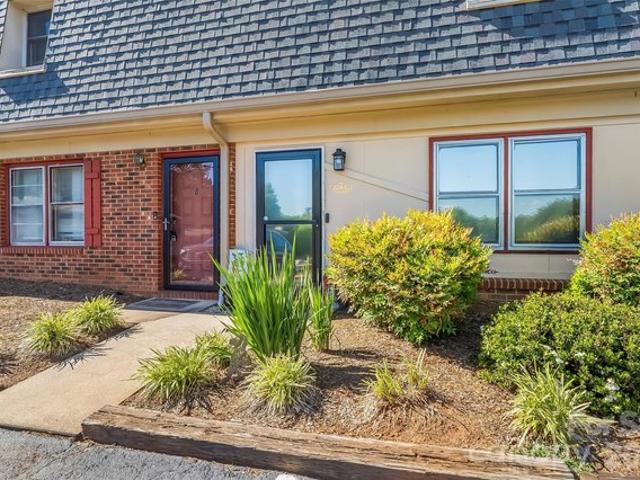 Condo for sale in Catawba, North Carolina