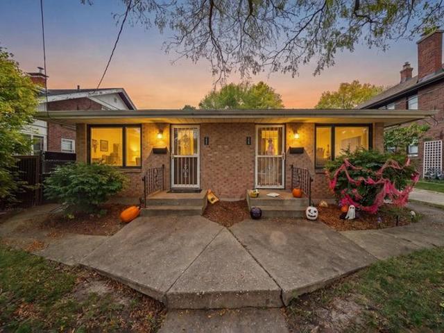 House for sale in Churhill Grove, Rockford