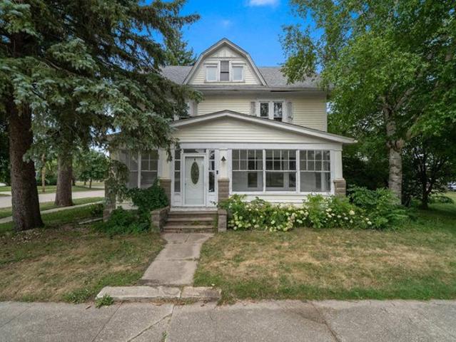 House for sale in Pipestone, Minnesota