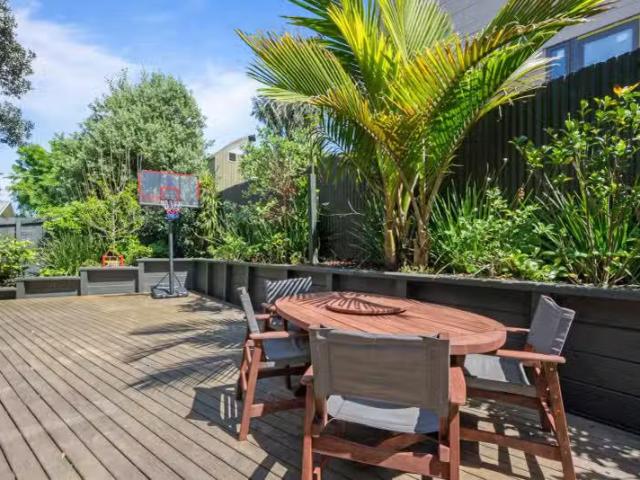 House for sale in Wairau Valley