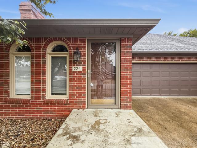 Condo for sale in Plainfield, Indiana