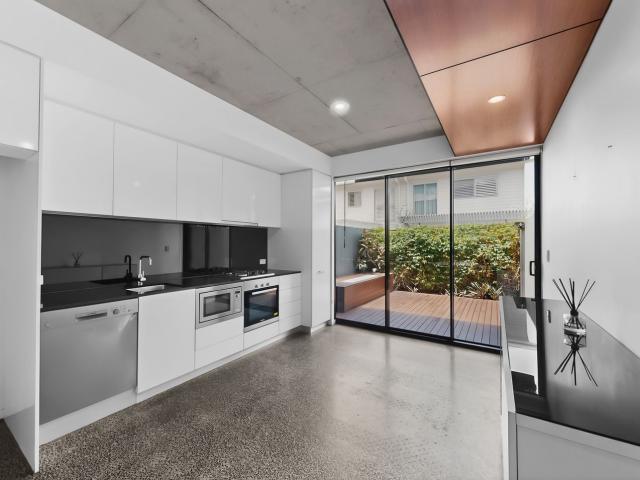 Apartment for rent in Toombul, Queensland