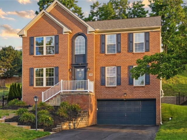 House for sale in Moon, Pennsylvania