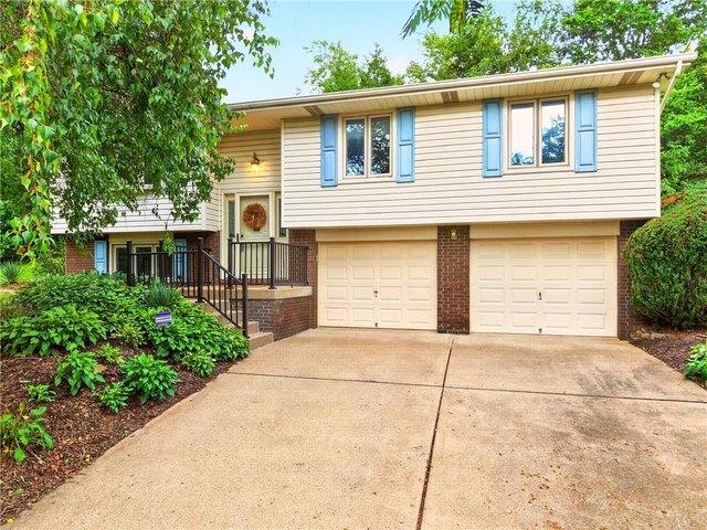 House for sale in Bridgeville, Pennsylvania