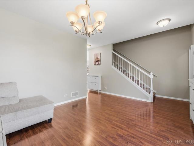 House for sale in Bristol Bay, Yorkville