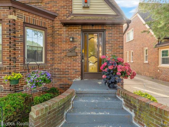 House for sale in Pontiac, Michigan