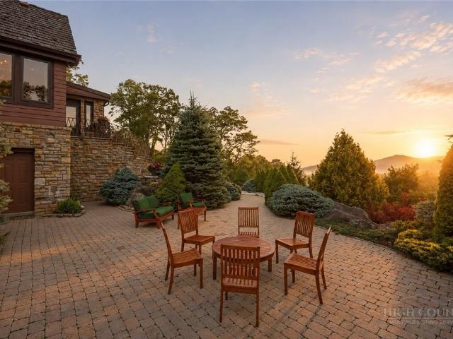 House for sale in Avery, North Carolina
