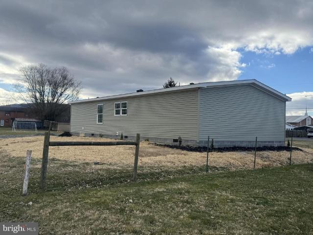 House for sale in Hardy, West Virginia
