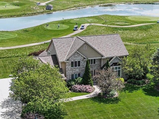 House for sale in North Prairie, Wisconsin