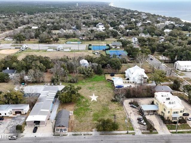 Land for sale in Pass Christian, Mississippi