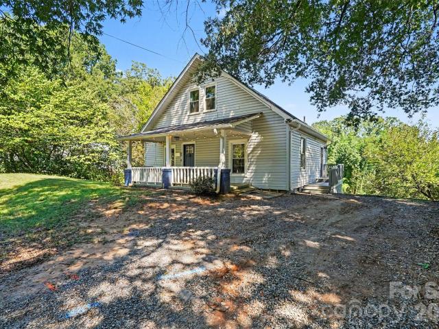 House for sale in Mooresville, Iredell County