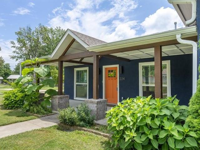 House for sale in Ark