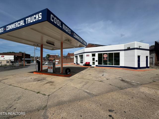 Commercial for sale in Tennessee