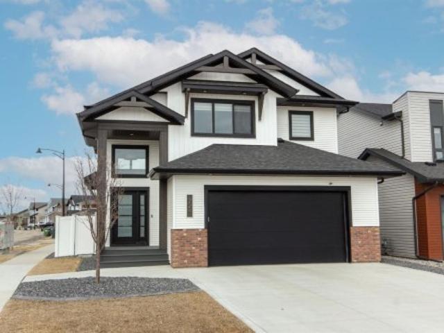 House for sale in Alberta