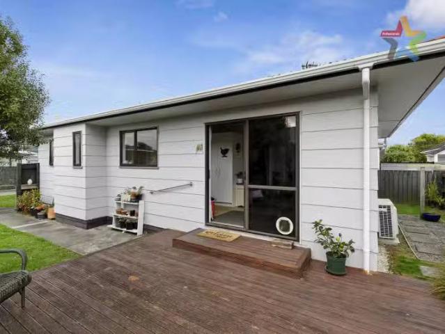 House for sale in Days Bay, Wellington
