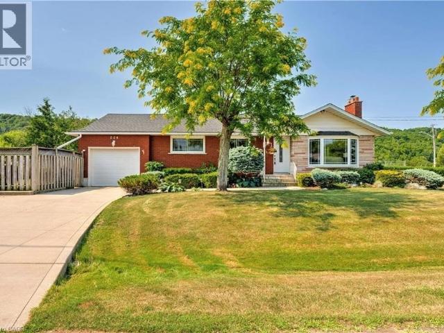 House for sale in Ancaster, Ontario