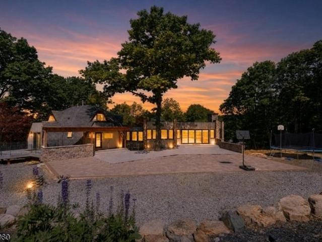 House for sale in Lake Hopatcong, New Jersey