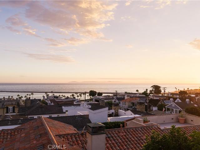 House for sale in Corona Del Mar, California