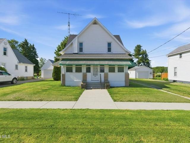 House for sale in Lyons, Ohio