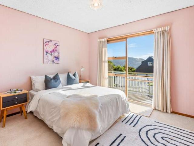 House for sale in Otakou
