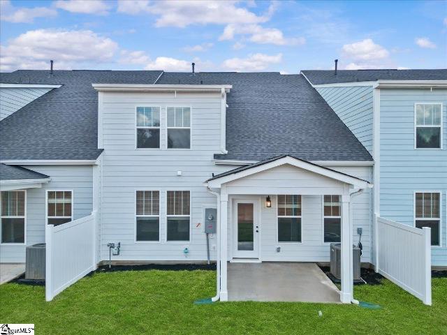 Townhouse for sale in Anderson
