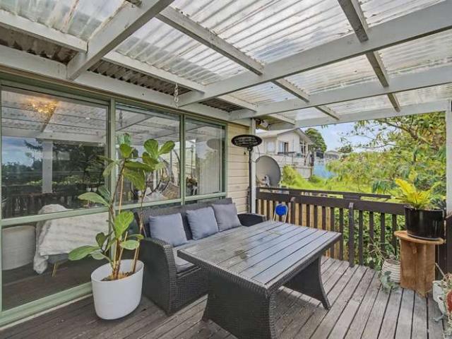 House for sale in Wattle Downs, Manurewa