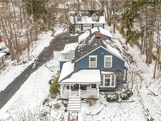 House for sale in Chardon, Ohio