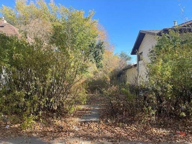 House for sale in Saskatoon, Saskatchewan