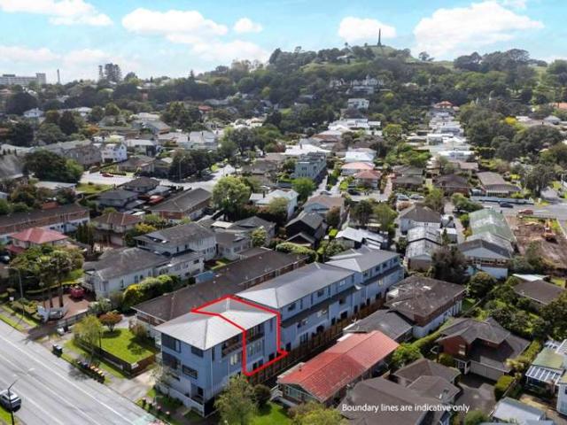 Townhouse for rent in Balmoral