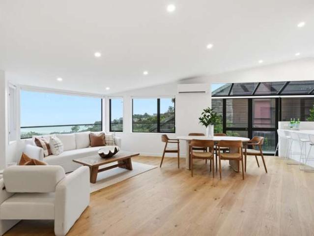 House for sale in Chaslands, Canterbury