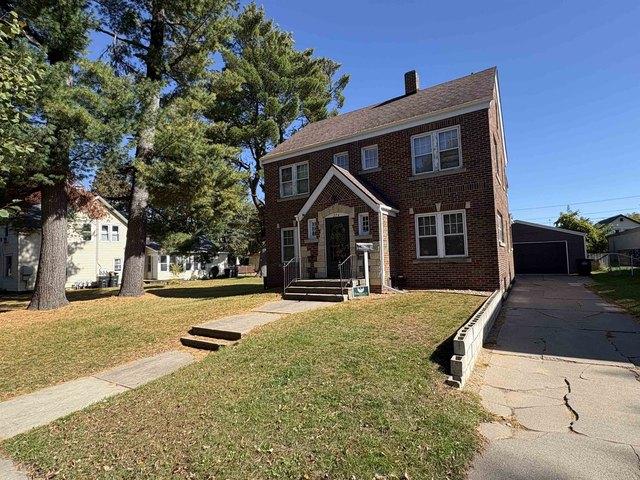 House for sale in Shawano, Shawano County