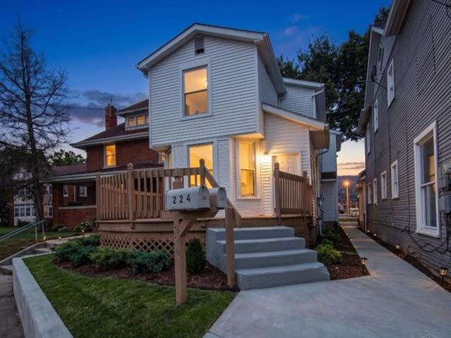 House for sale in Downtown, Middletown